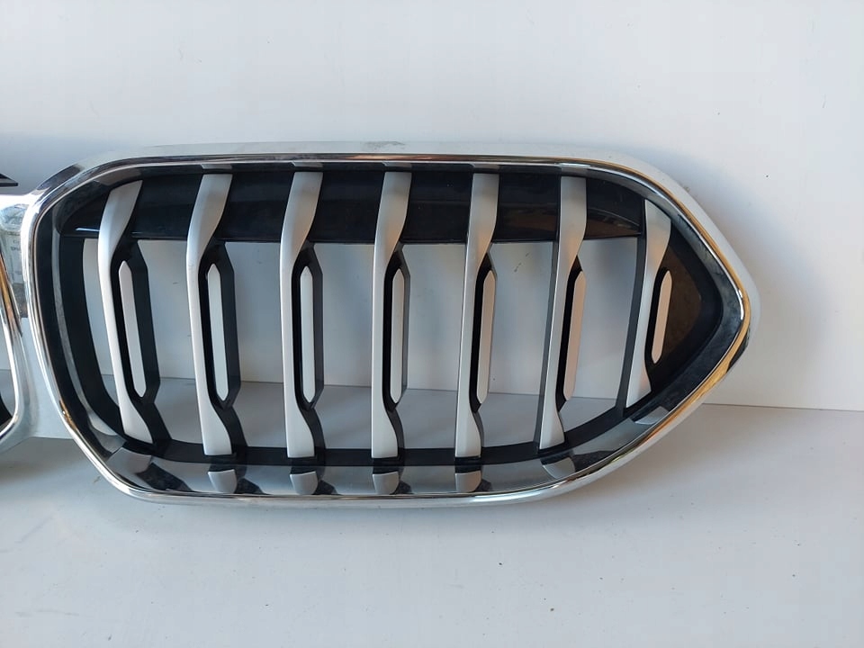 BMW 1 F40 Kühlergrill FRONTGRILL Kühlergitter 7476258 - Thumbnail 4