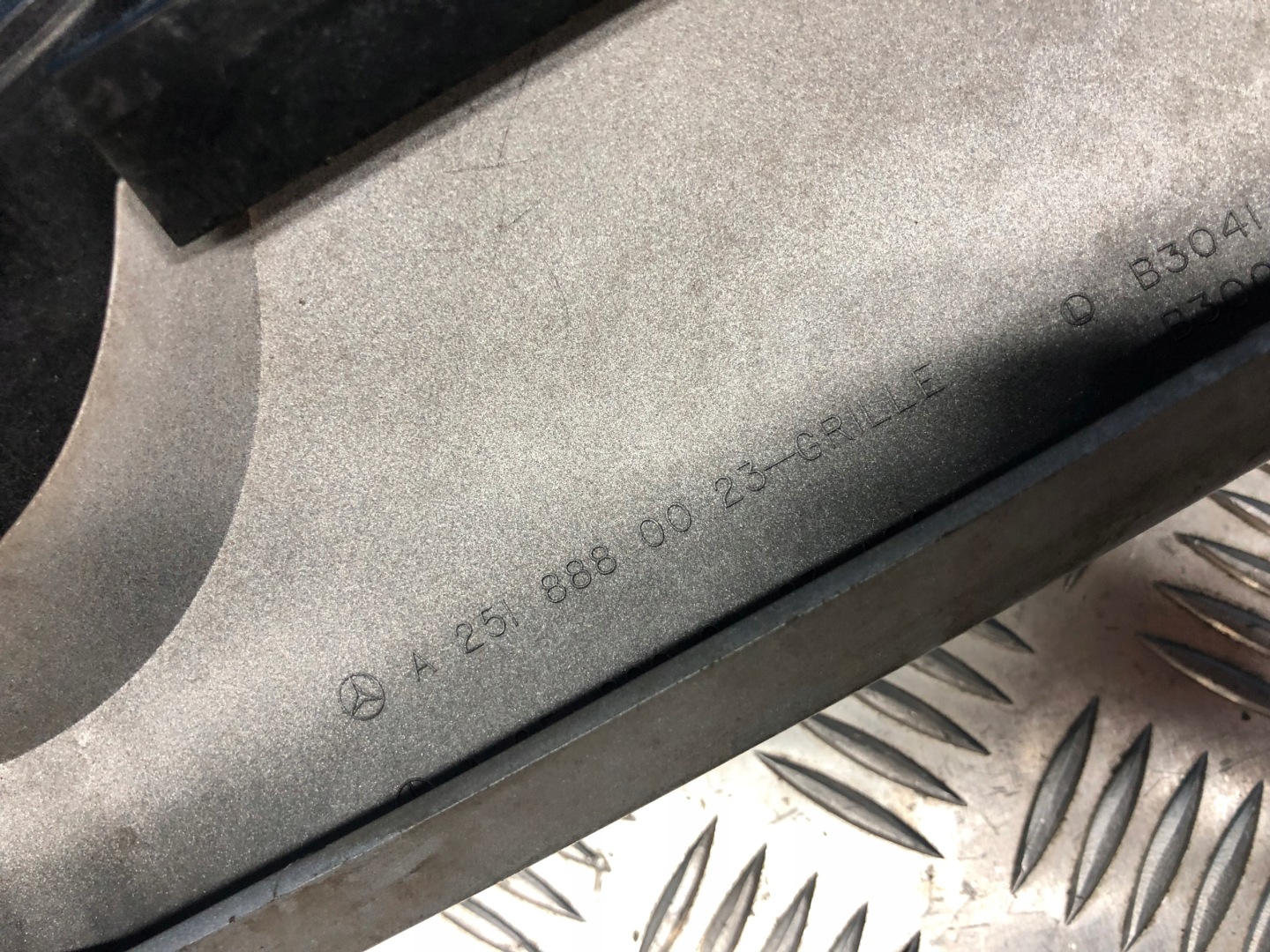 Mercedes-Benz R-Klasse W251 Kühlergrill FRONTGRILL Kühlergitter A2518880023 - Thumbnail 12