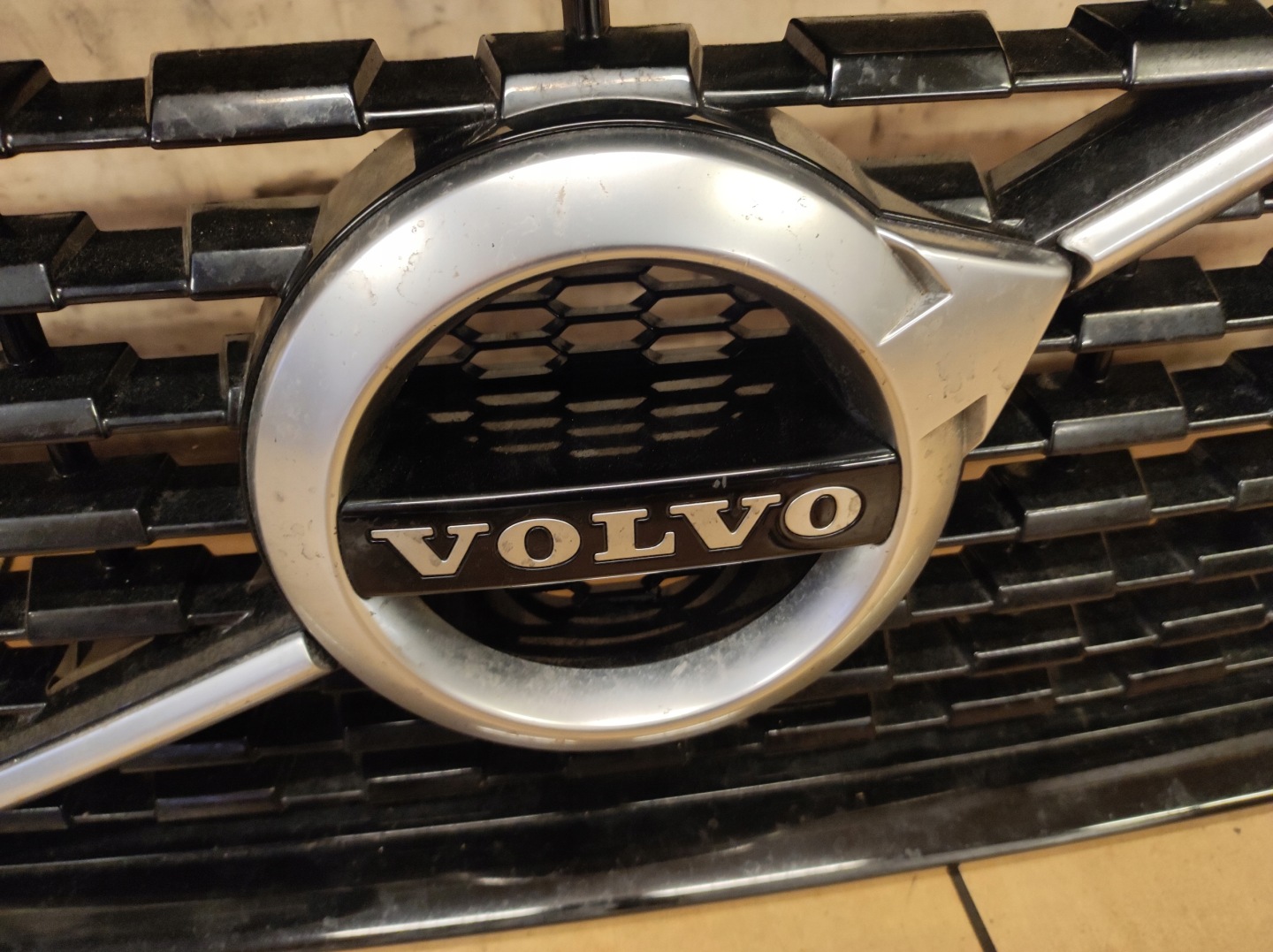 Volvo XC60 Kühlergrill FRONTGRILL Kühlergitter - Thumbnail 6