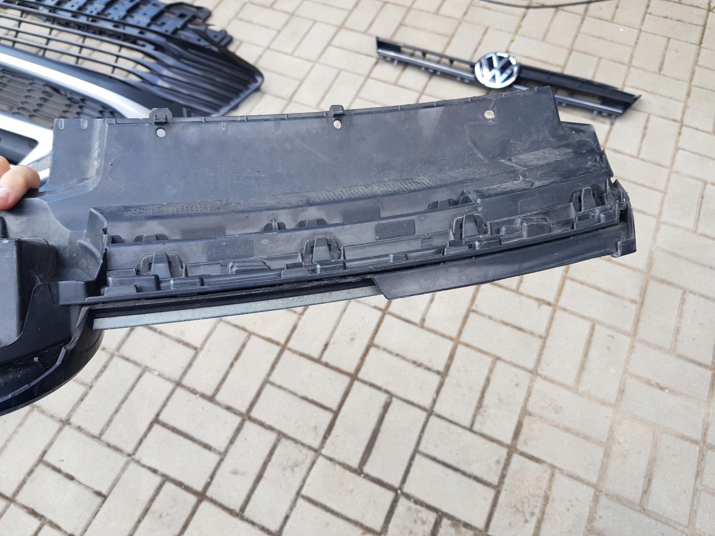 VW Golf V Kühlergrill FRONTGRILL Kühlergitter 5G0853651CQ - Thumbnail 6