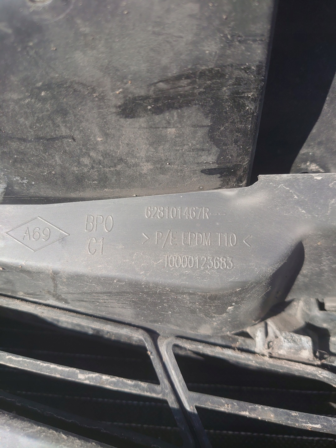 Renault Clio X98 Kühlergrill FRONTGRILL Kühlergitter 628101467R - Thumbnail 5