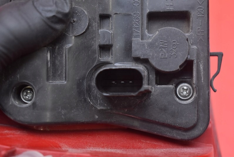Audi A4 B8 Rückleuchte 8K5945096 Rearlamp - Thumbnail 7