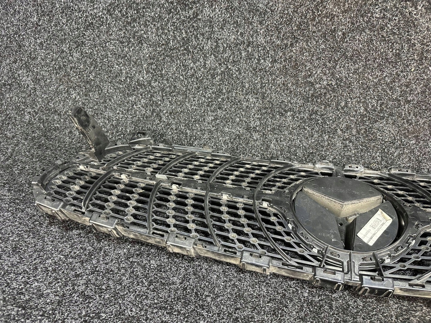 Mercedes-Benz A-Klasse W176 Kühlergrill FRONTGRILL Kühlergitter A1768881760 - Thumbnail 6