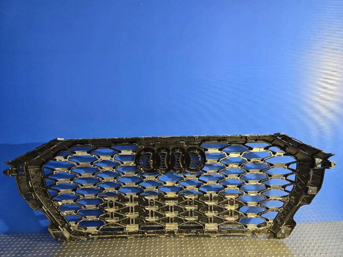 Audi Q3 Kühlergrill FRONTGRILL Kühlergitter 83F853651B - Thumbnail 9