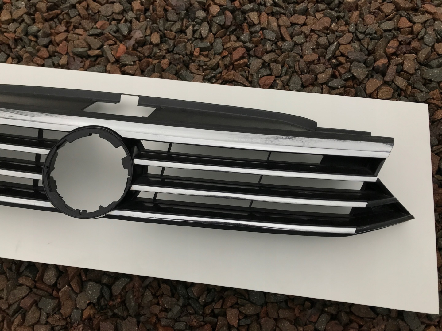 VW Passat B8 Kühlergrill FRONTGRILL Kühlergitter - Thumbnail 3