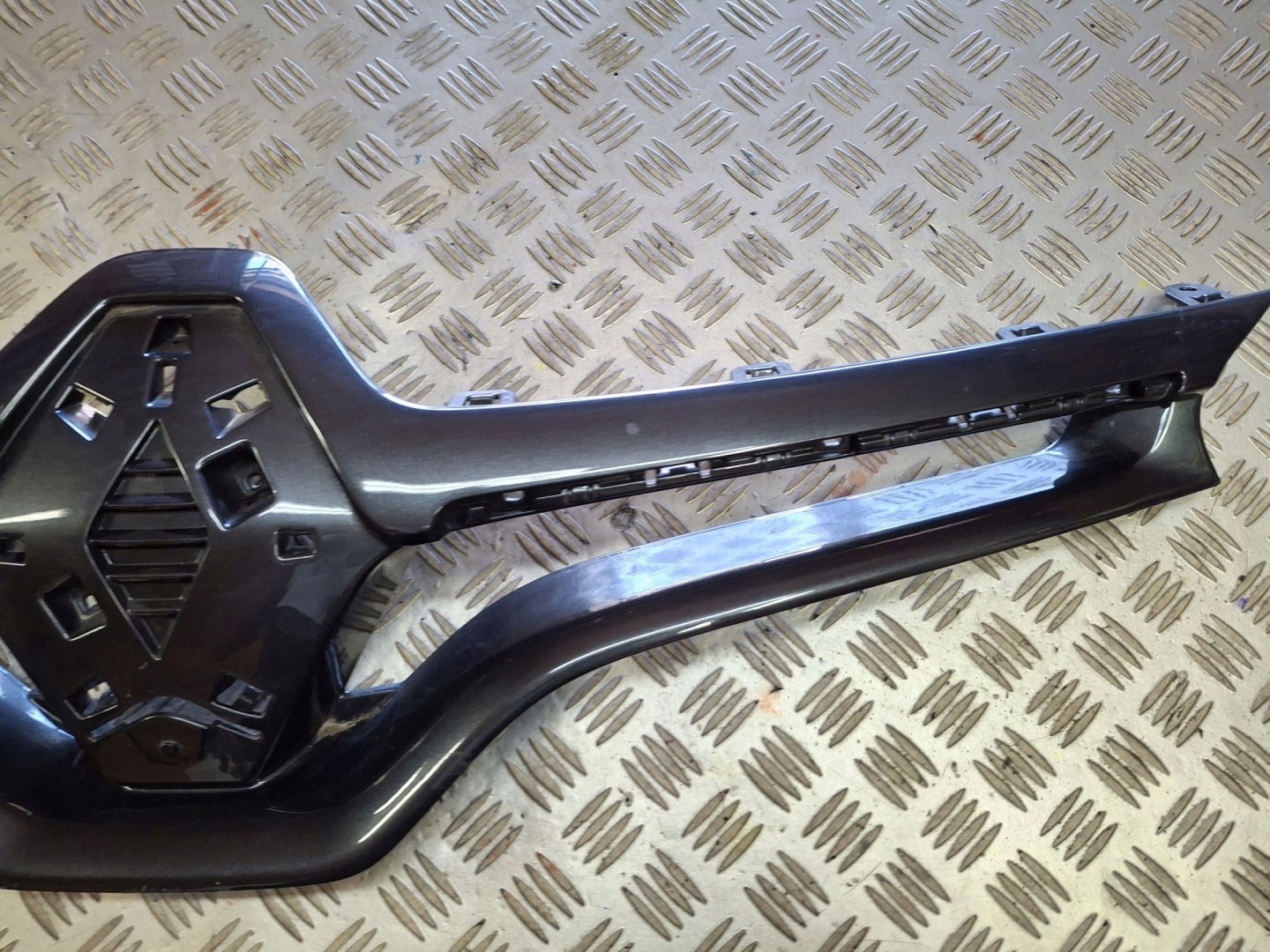 Renault Fluence L30Z Kühlergrill FRONTGRILL Kühlergitter 623108841R - Thumbnail 2