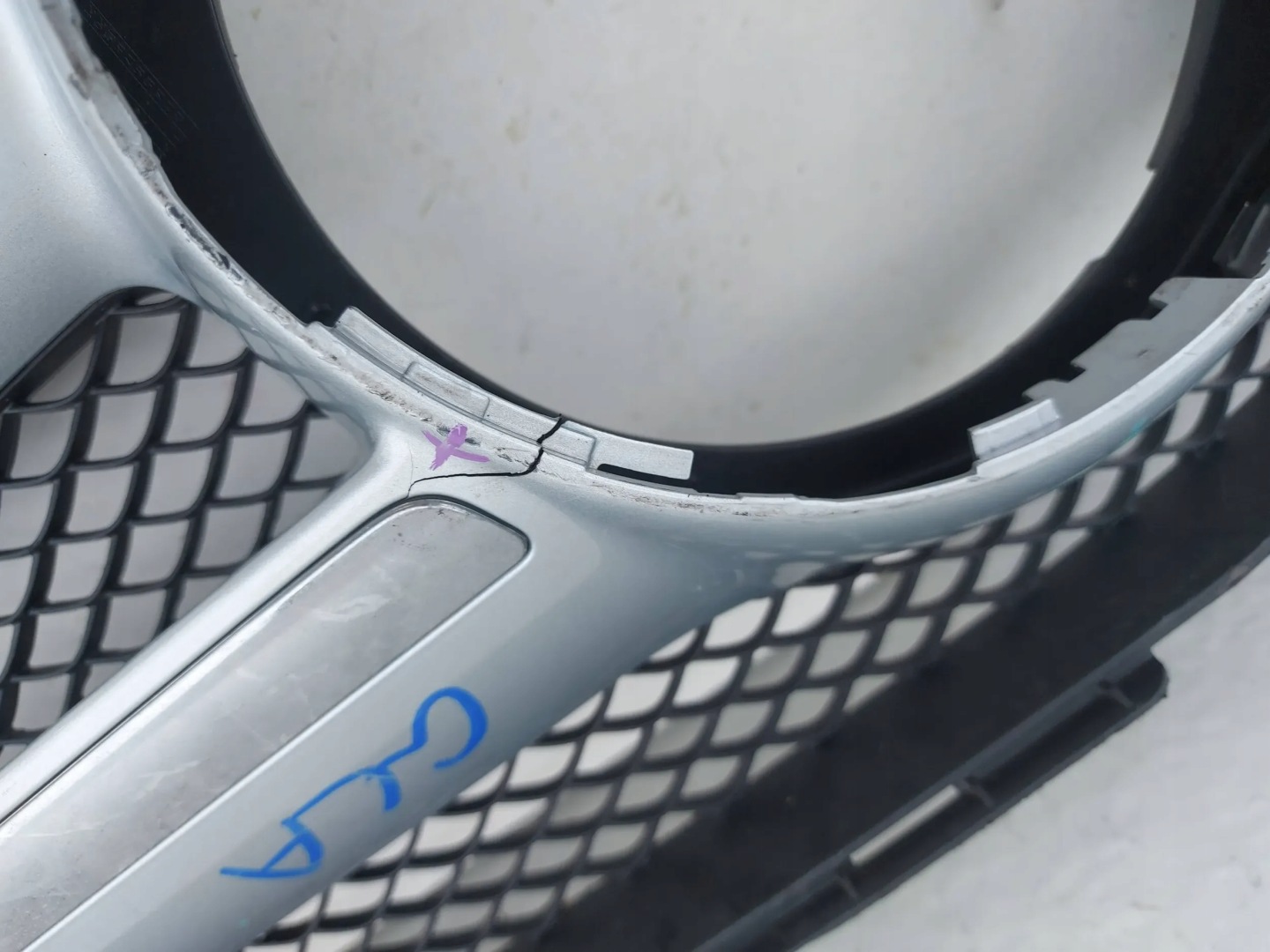 Mercedes-Benz GLA W156 Kühlergrill FRONTGRILL Kühlergitter A1568880260 - Thumbnail 6