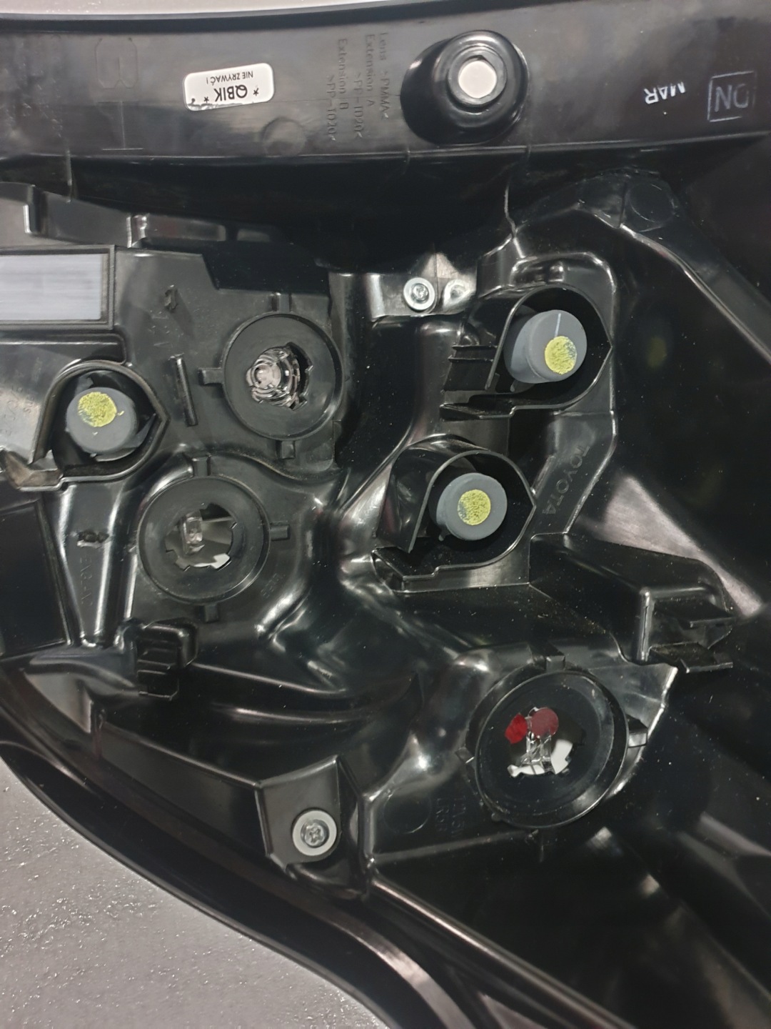 Toyota Yaris I P1 Rückleuchte 521550D220 Rearlamp - Thumbnail 4