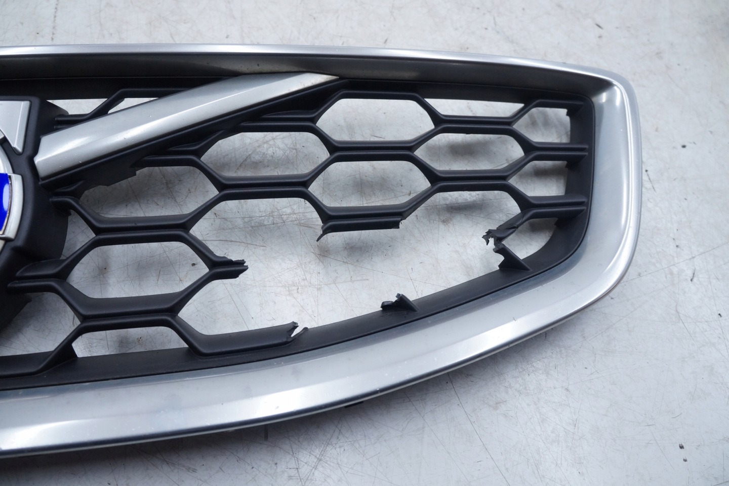 Volvo C30 Kühlergrill FRONTGRILL Kühlergitter 31214622 - Thumbnail 3