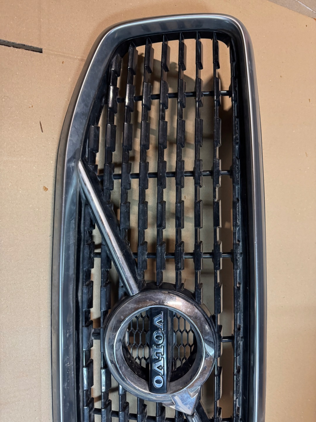 Volvo XC60 Kühlergrill FRONTGRILL Kühlergitter - Thumbnail 2