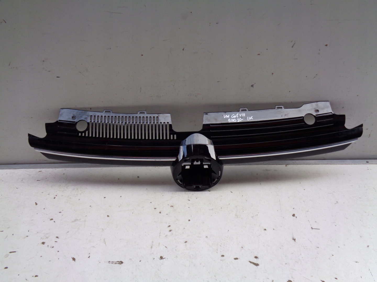 VW Golf V Kühlergrill FRONTGRILL Kühlergitter 05H085365 - Thumbnail 4