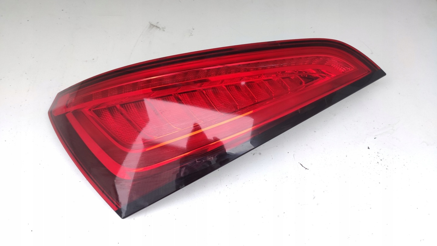 Audi Q5 Rückleuchte 8R0945093C Rearlamp - Thumbnail 1
