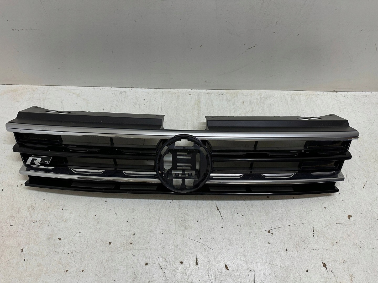 VW Tiguan Kühlergrill FRONTGRILL Kühlergitter 5NA853651S - Thumbnail 1