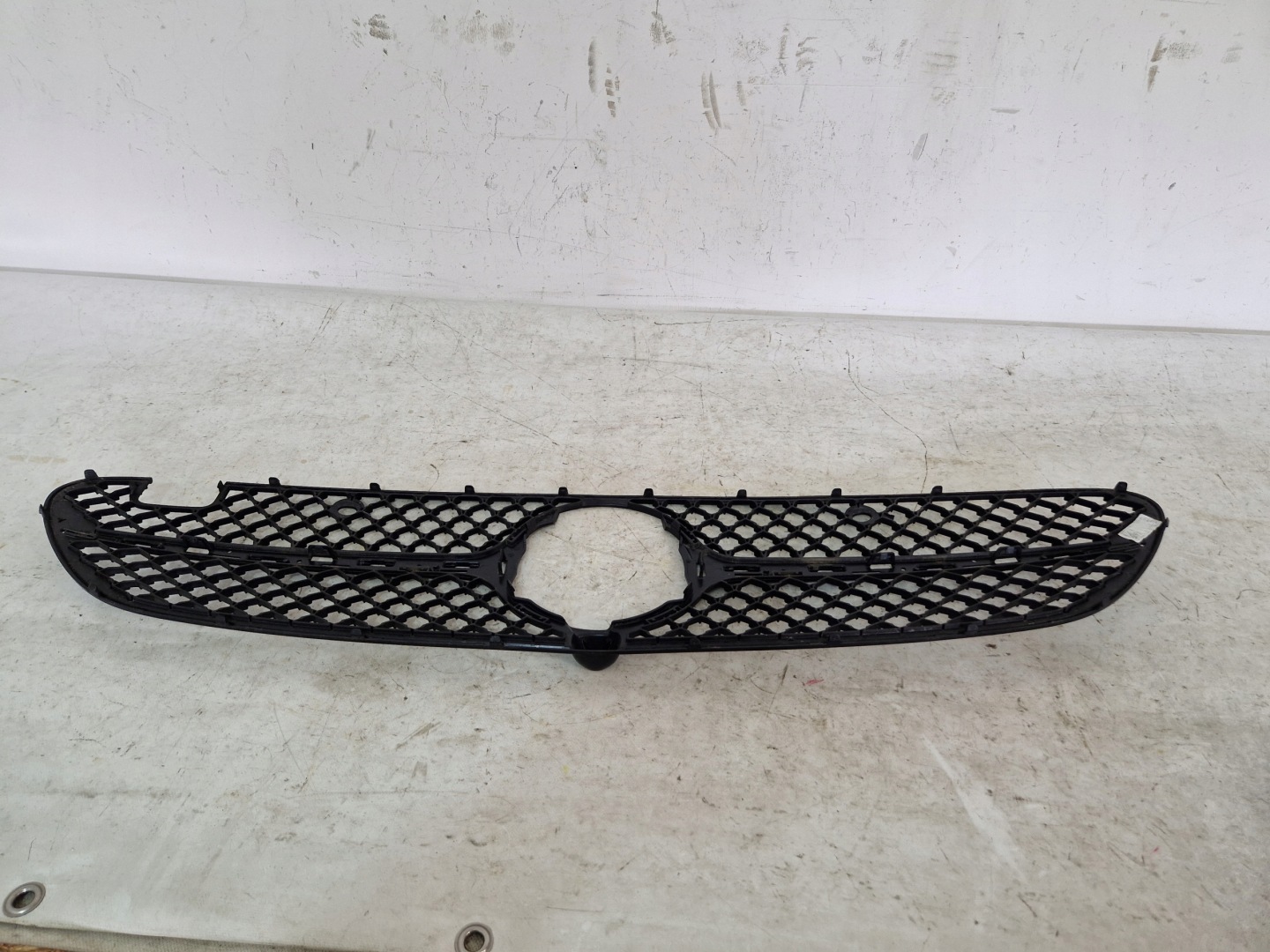 Mercedes-Benz C-Klasse W206 Kühlergrill FRONTGRILL Kühlergitter A2068882400 - Thumbnail 4