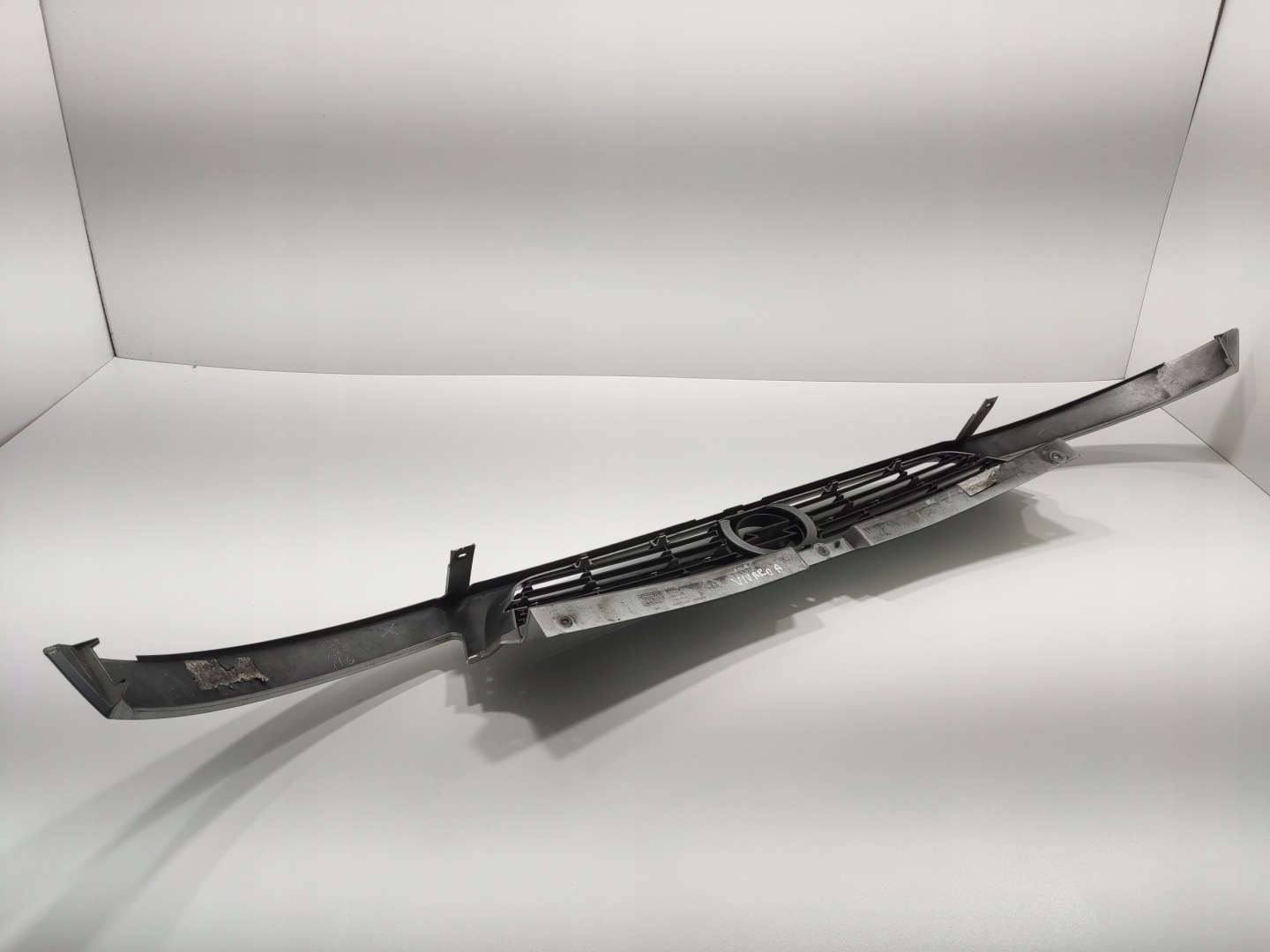 Opel Vivaro C Kühlergrill FRONTGRILL Kühlergitter 39116676 - Thumbnail 8