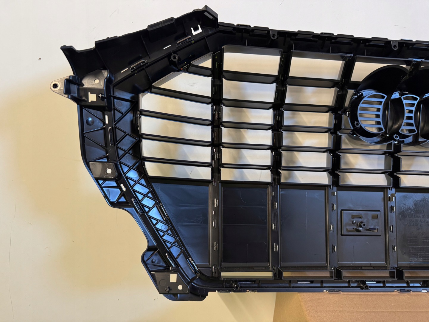 Audi Q3 Kühlergrill FRONTGRILL Kühlergitter 83A853651AU - Thumbnail 8