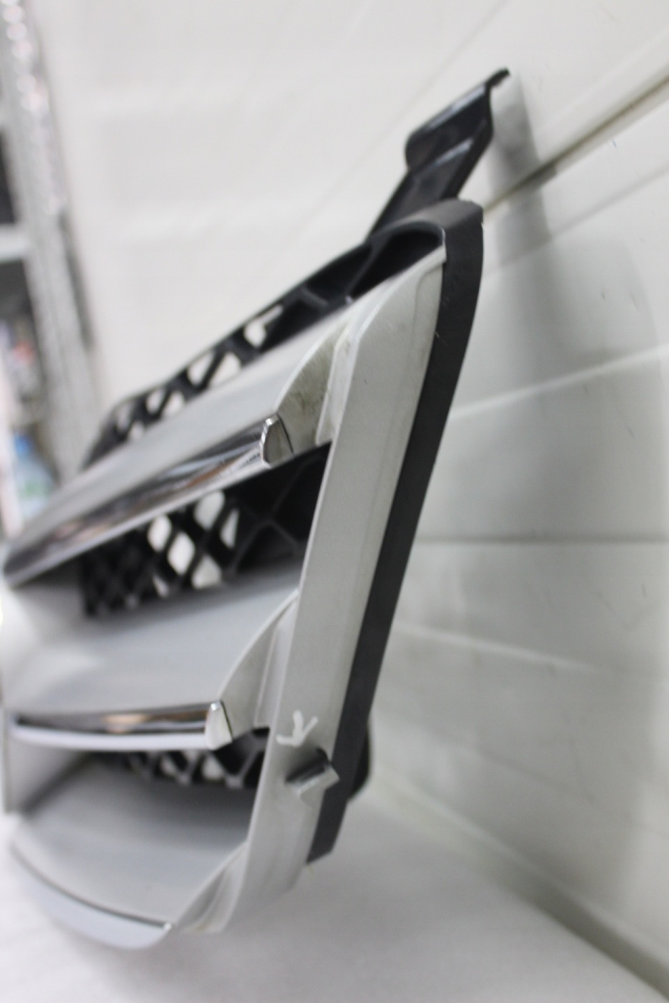 Mercedes-Benz R-Klasse W251 Kühlergrill FRONTGRILL Kühlergitter A2518880223 - Thumbnail 10