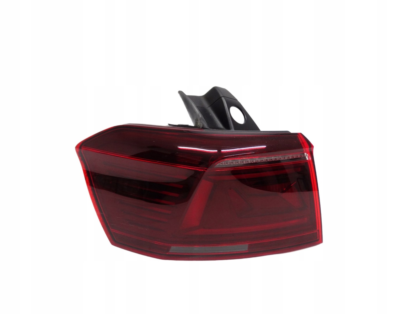 VW Passat B8 Rückleuchte 3G9945207M Rearlamp - Thumbnail 1