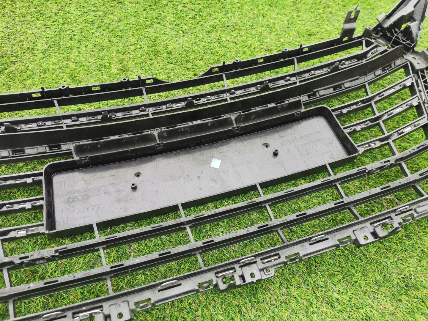 Audi TT 8S Kühlergrill FRONTGRILL Kühlergitter 8S0853651AG - Thumbnail 7