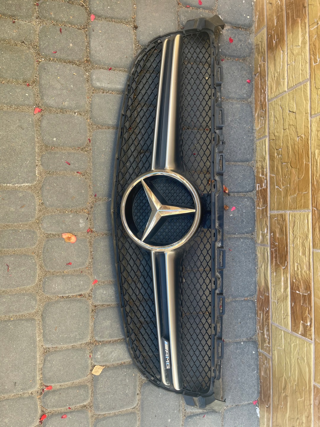 Mercedes-Benz C-Klasse W205 Kühlergrill FRONTGRILL Kühlergitter - Thumbnail 1