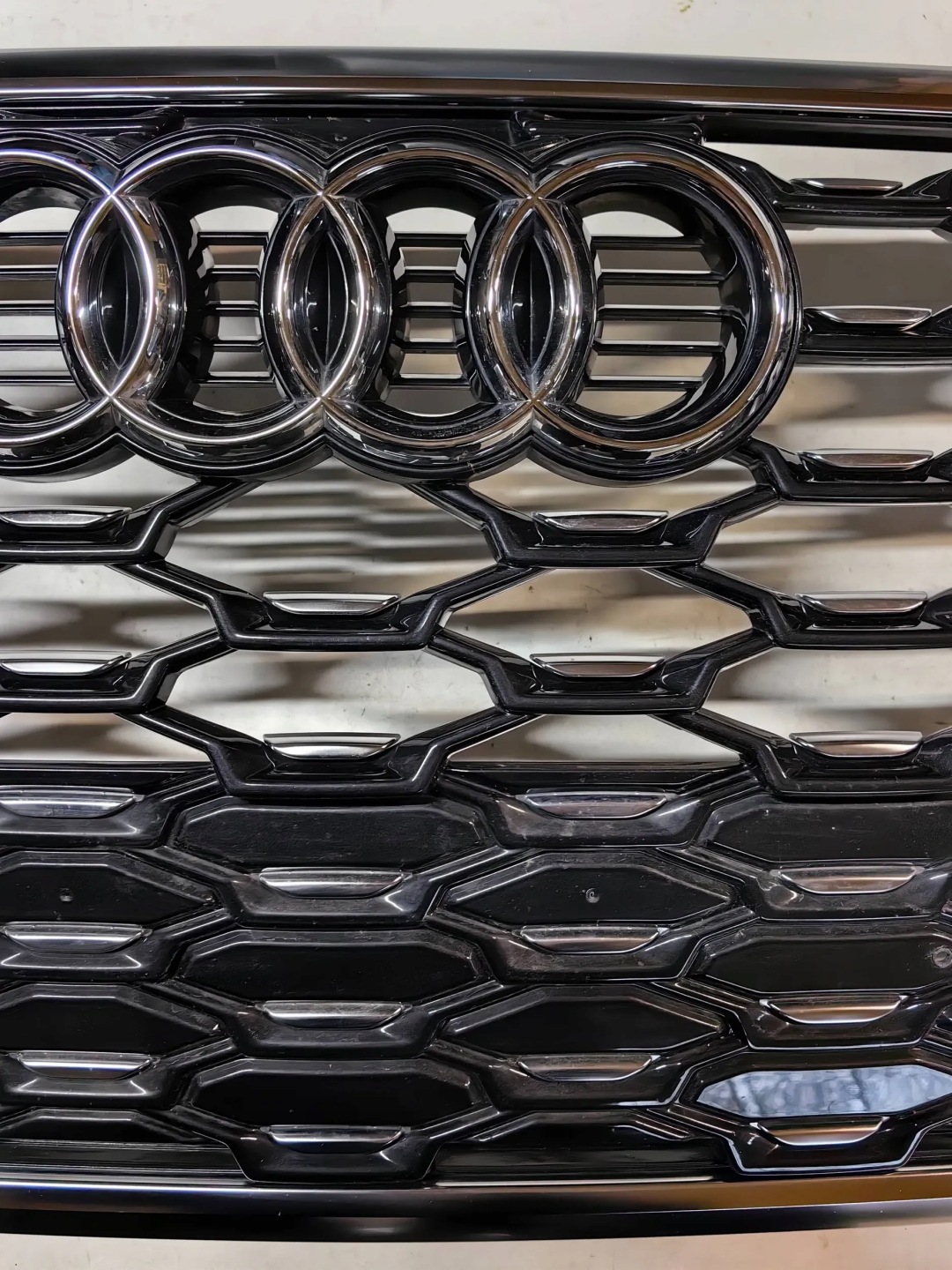 Audi Q3 Kühlergrill FRONTGRILL Kühlergitter 83F853651 - Thumbnail 6