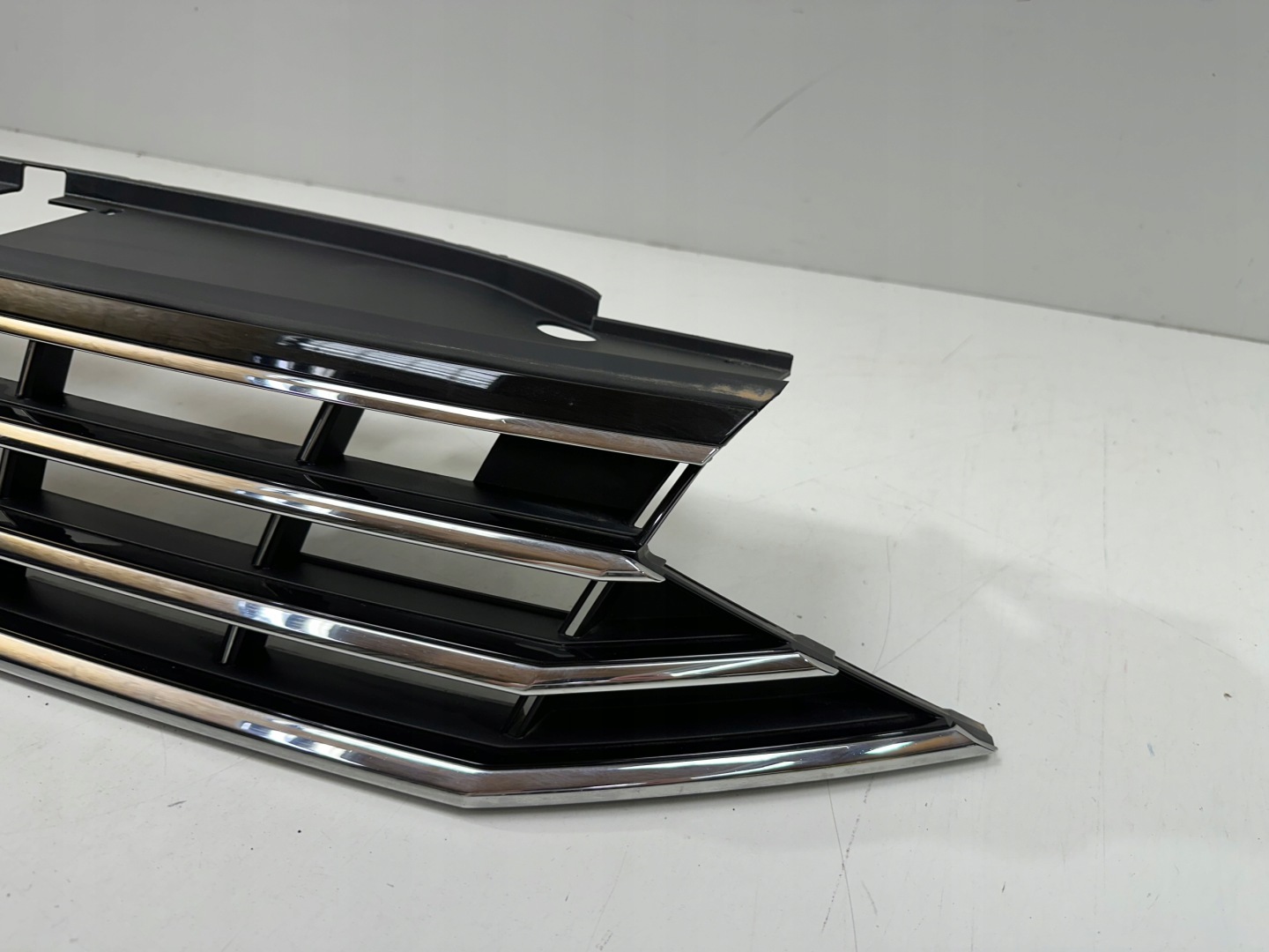 VW Passat B8 Kühlergrill FRONTGRILL Kühlergitter 3G0853651B - Thumbnail 7