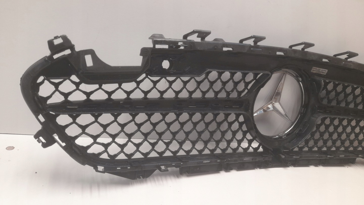Mercedes-Benz CLS W218 Kühlergrill FRONTGRILL Kühlergitter A0008880000 - Thumbnail 7