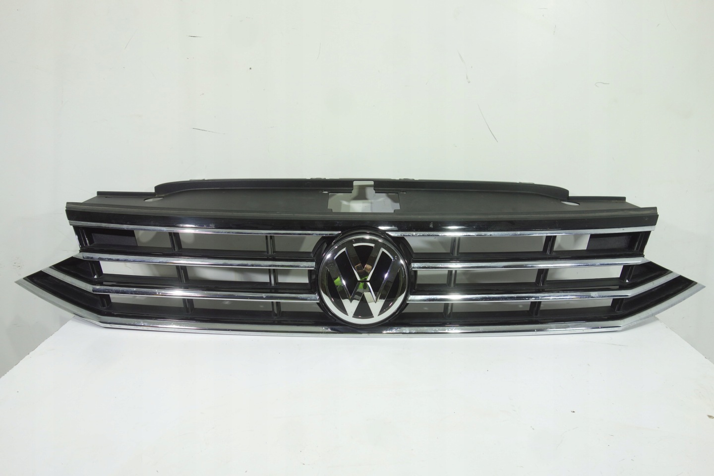 VW Passat B8 Kühlergrill FRONTGRILL Kühlergitter 3G0853653KV - Thumbnail 1