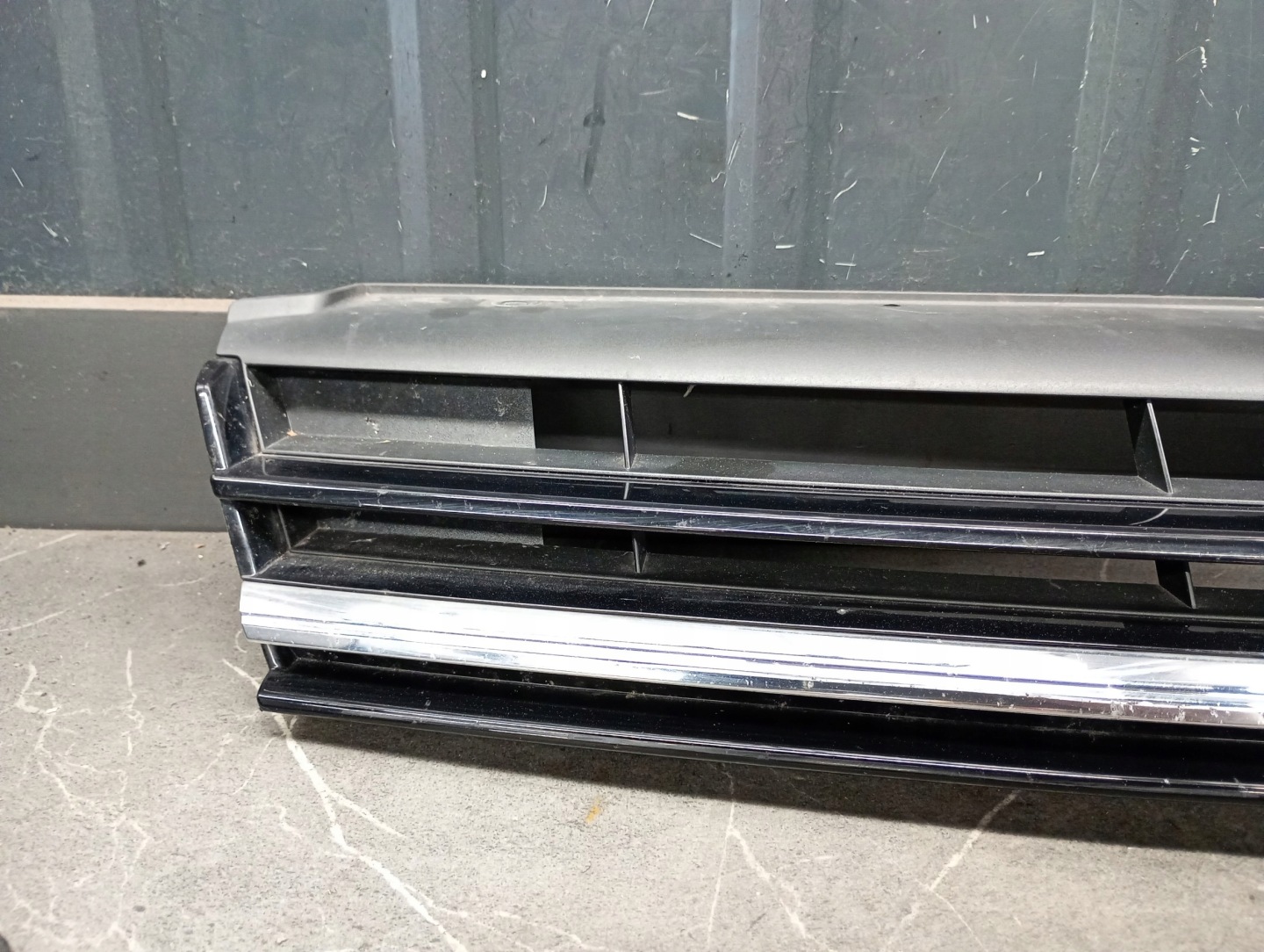 VW Touran I Kühlergrill FRONTGRILL Kühlergitter 5G0853653Q - Thumbnail 8