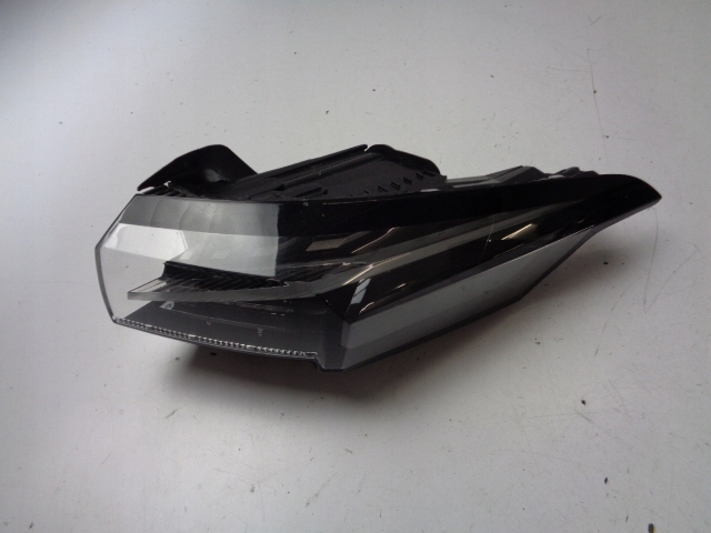 Peugeot 308 F Rückleuchte 9835299380 Rearlamp - Thumbnail 1