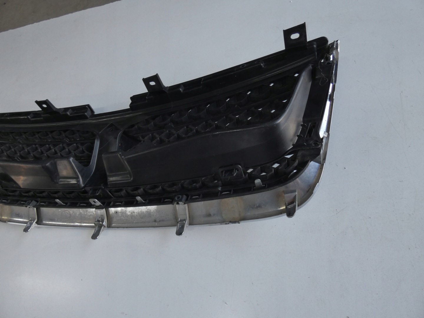 Suzuki Vitara I ET Kühlergrill FRONTGRILL Kühlergitter - Thumbnail 6