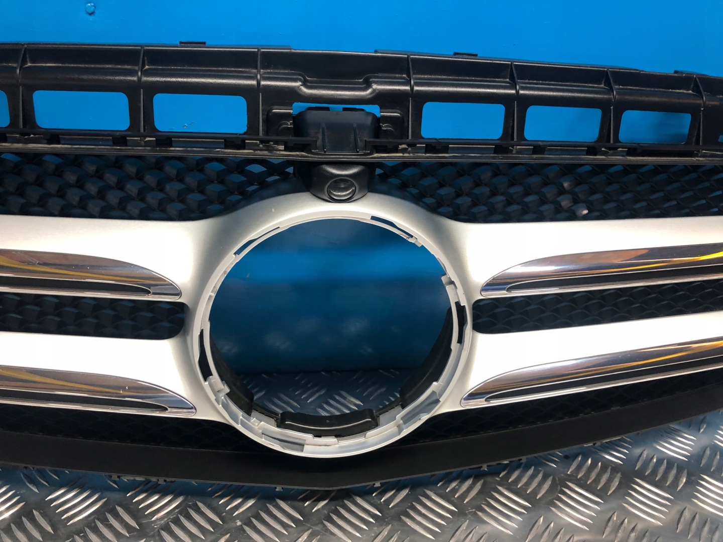 Mercedes-Benz E-Klasse W213 Kühlergrill FRONTGRILL Kühlergitter A2138880223 - Thumbnail 4