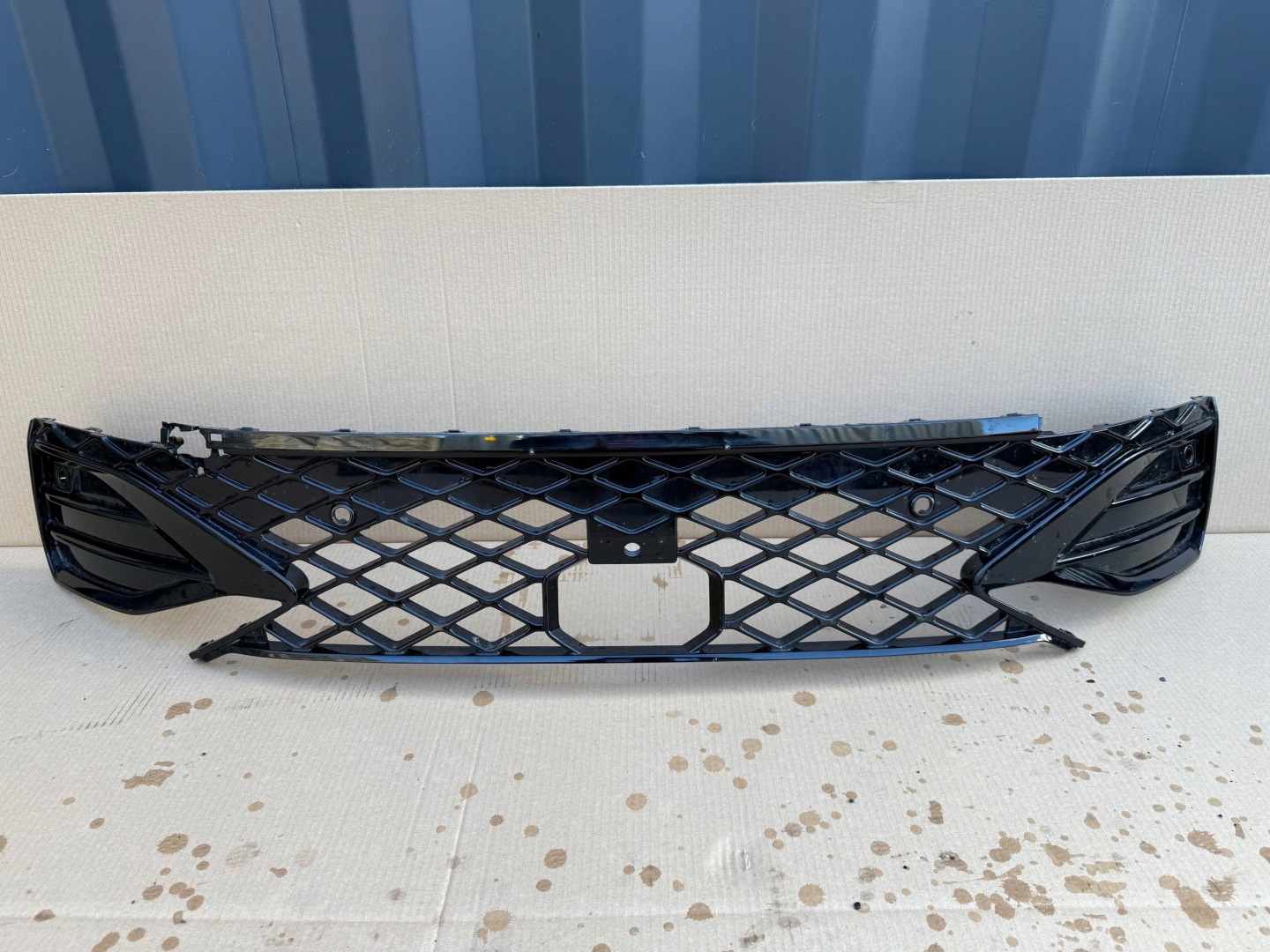 VW Golf V Kühlergrill FRONTGRILL Kühlergitter 5H0853677AQ - Thumbnail 1