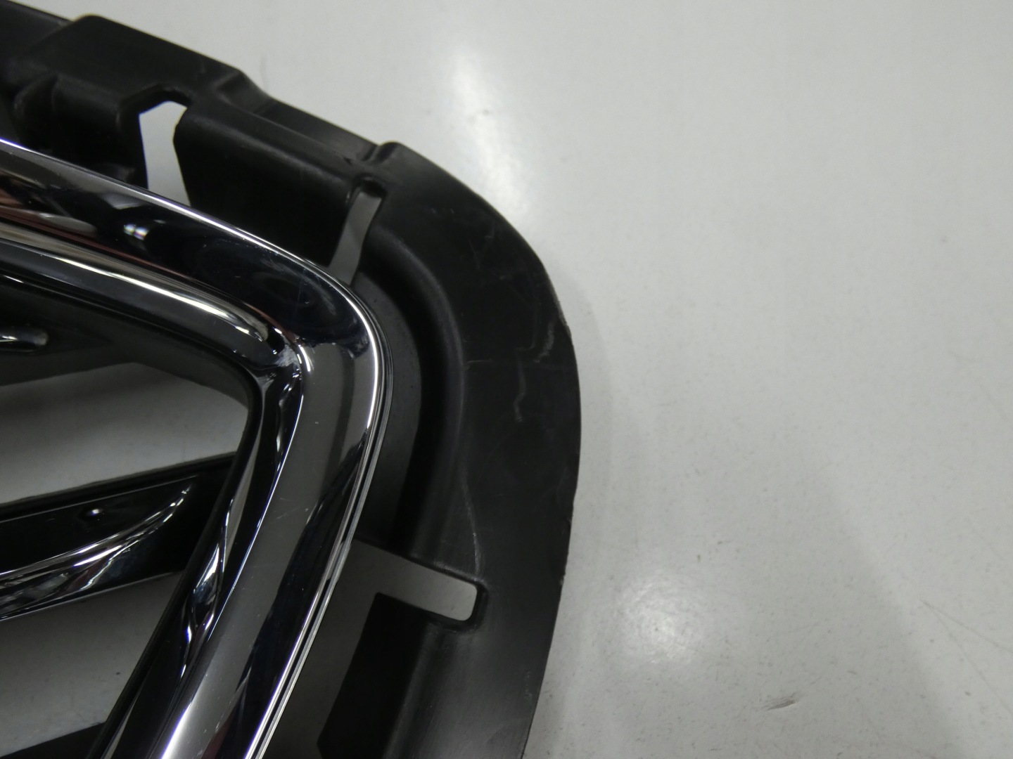 Ford Fiesta VIII Mk8 Kühlergrill FRONTGRILL Kühlergitter H1BB8200B - Thumbnail 11