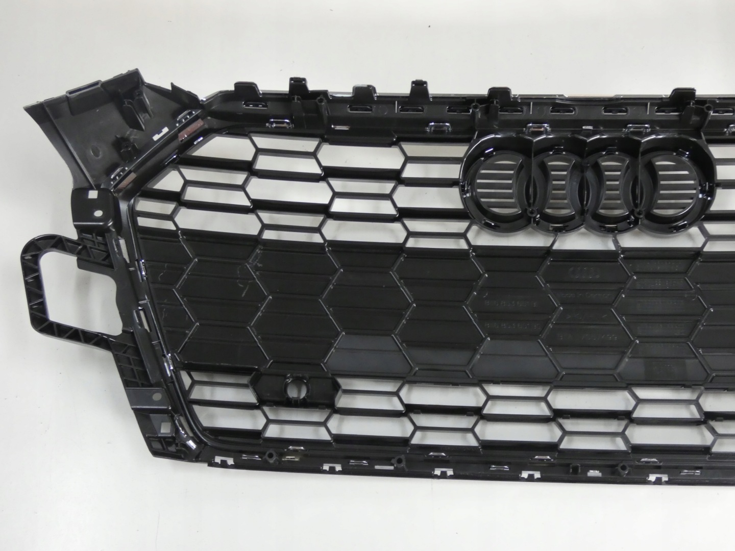 Audi 8W6 Kühlergrill FRONTGRILL Kühlergitter 8W6853651BE - Thumbnail 5