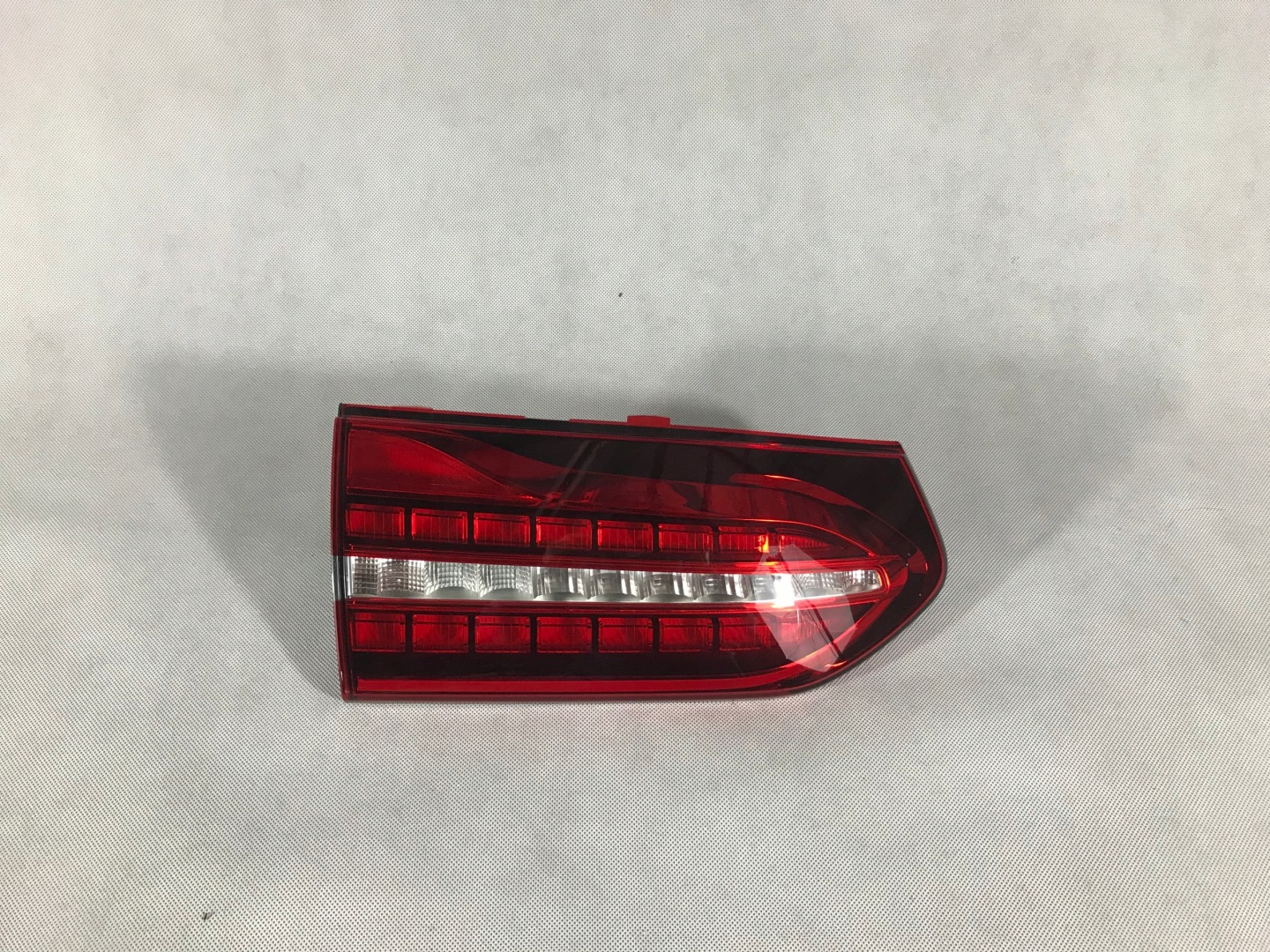 Mercedes-Benz E-Klasse W213 Rückleuchte A2139067705 Rearlamp - Thumbnail 1