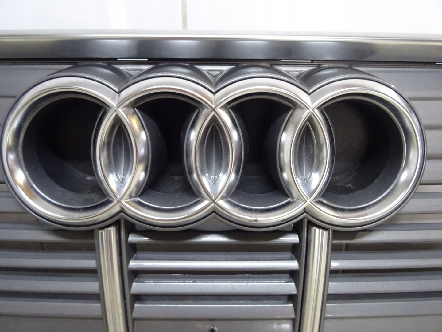 Audi e-tron Kühlergrill FRONTGRILL Kühlergitter 4KE853651 - Thumbnail 8