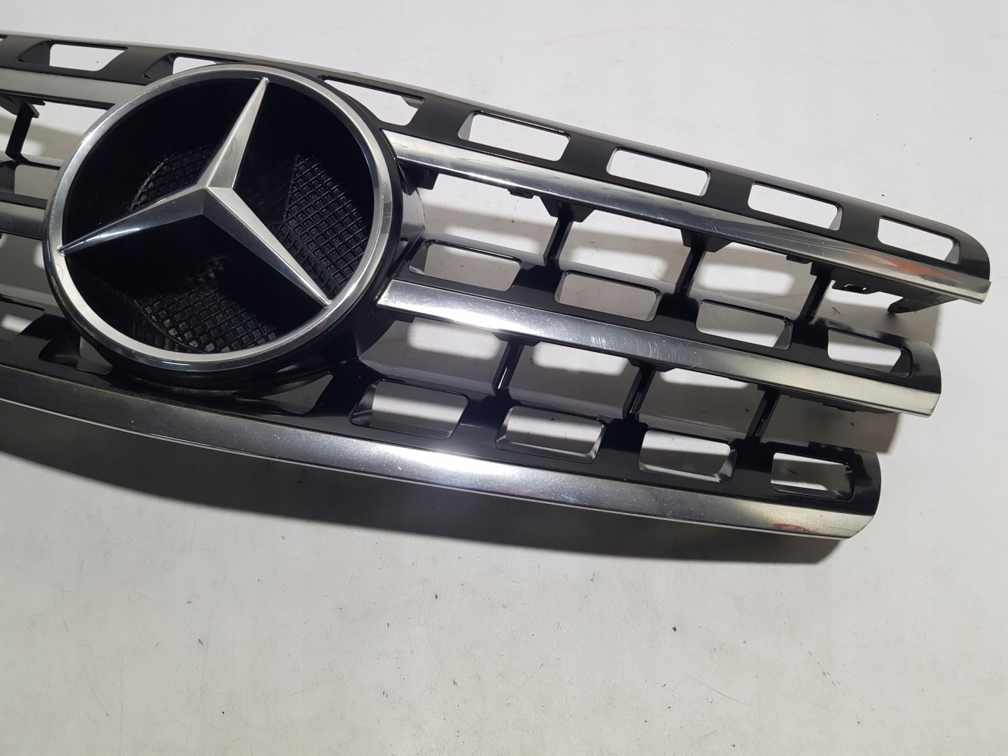 Mercedes-Benz M-Klasse W164 Kühlergrill FRONTGRILL Kühlergitter A1648802085 - Thumbnail 8