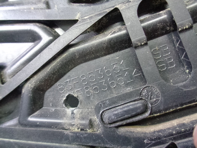 Audi Q3 Kühlergrill FRONTGRILL Kühlergitter 83A807095 - Thumbnail 11