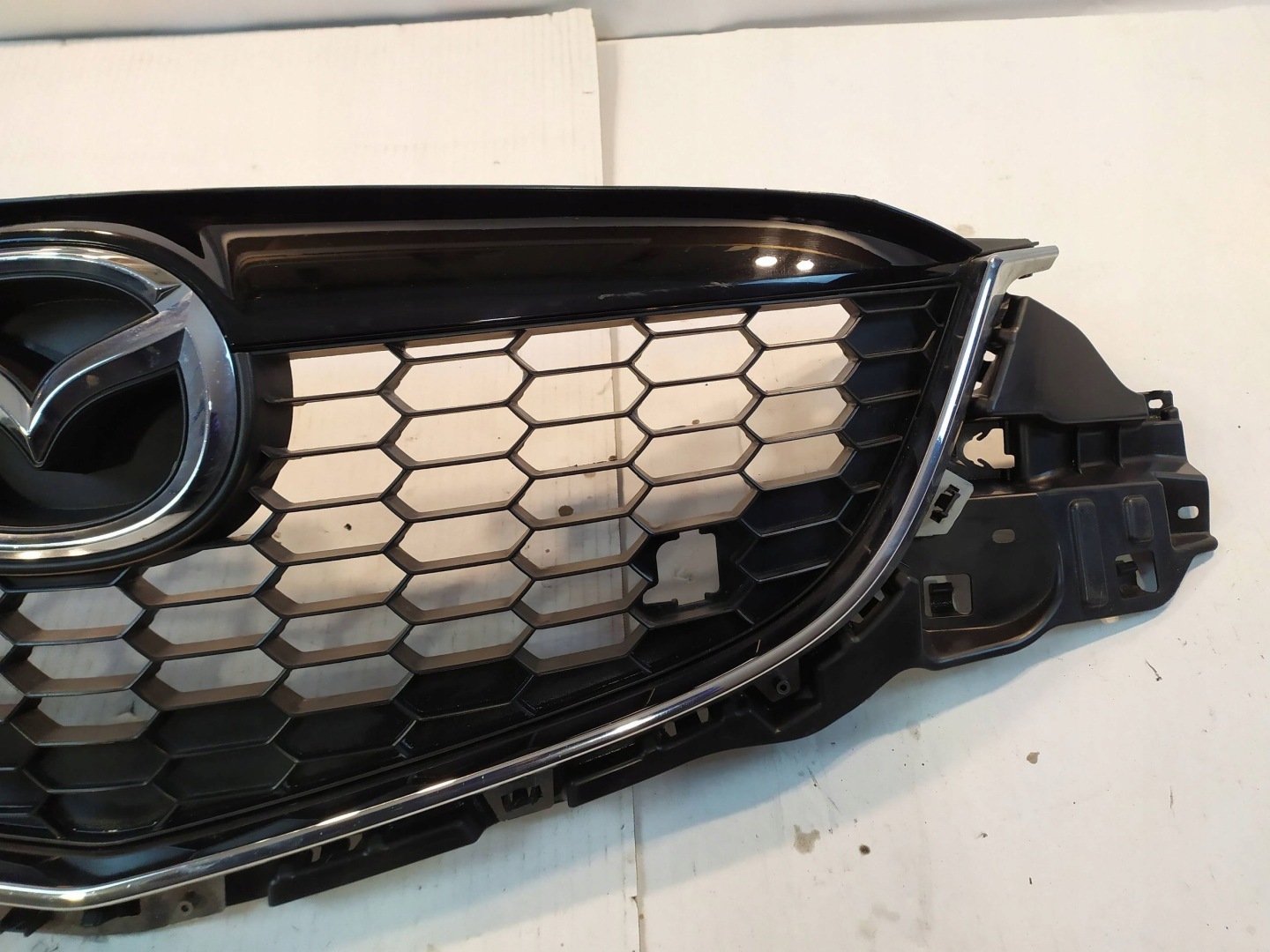 Mazda CX-5 KF Kühlergrill FRONTGRILL Kühlergitter KD4550712 - Thumbnail 5