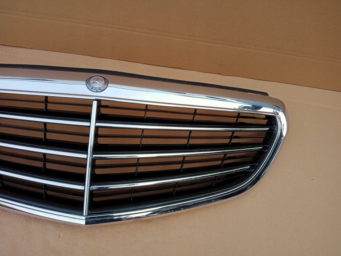 Mercedes-Benz E-Klasse W212 Kühlergrill FRONTGRILL Kühlergitter A2128801483 - Thumbnail 3