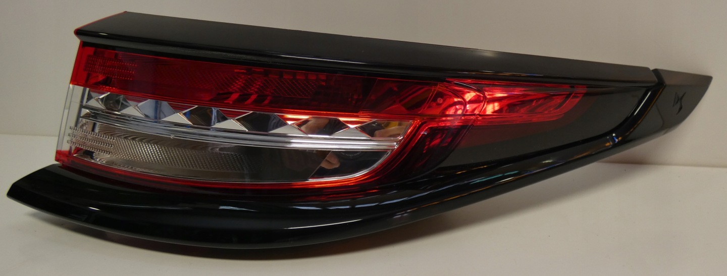 Citroen DS3 Rückleuchte 9820831280 Rearlamp - Thumbnail 1