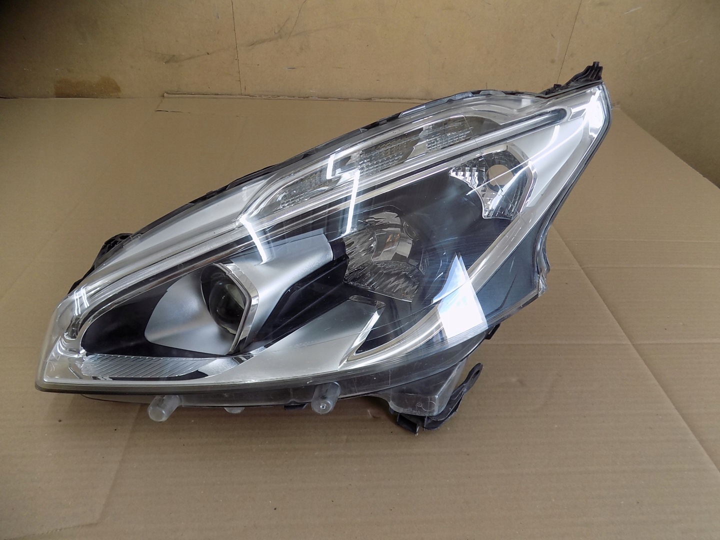 Frontscheinwerfer Peugeot 208 I 9810805780 LED Links Scheinwerfer Headlight - Thumbnail 1