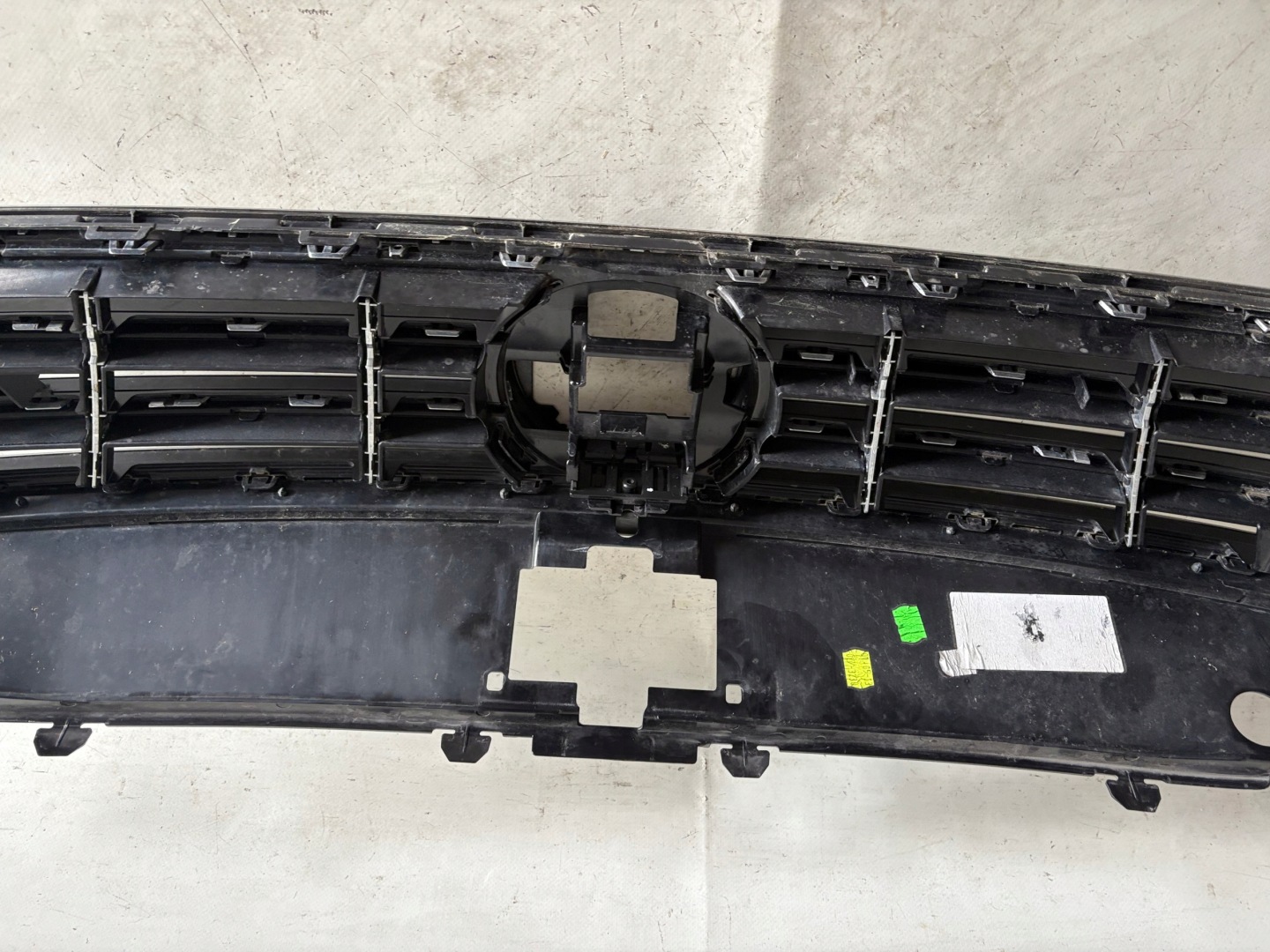 VW Passat B8 Kühlergrill FRONTGRILL Kühlergitter 3G0853653N - Thumbnail 7