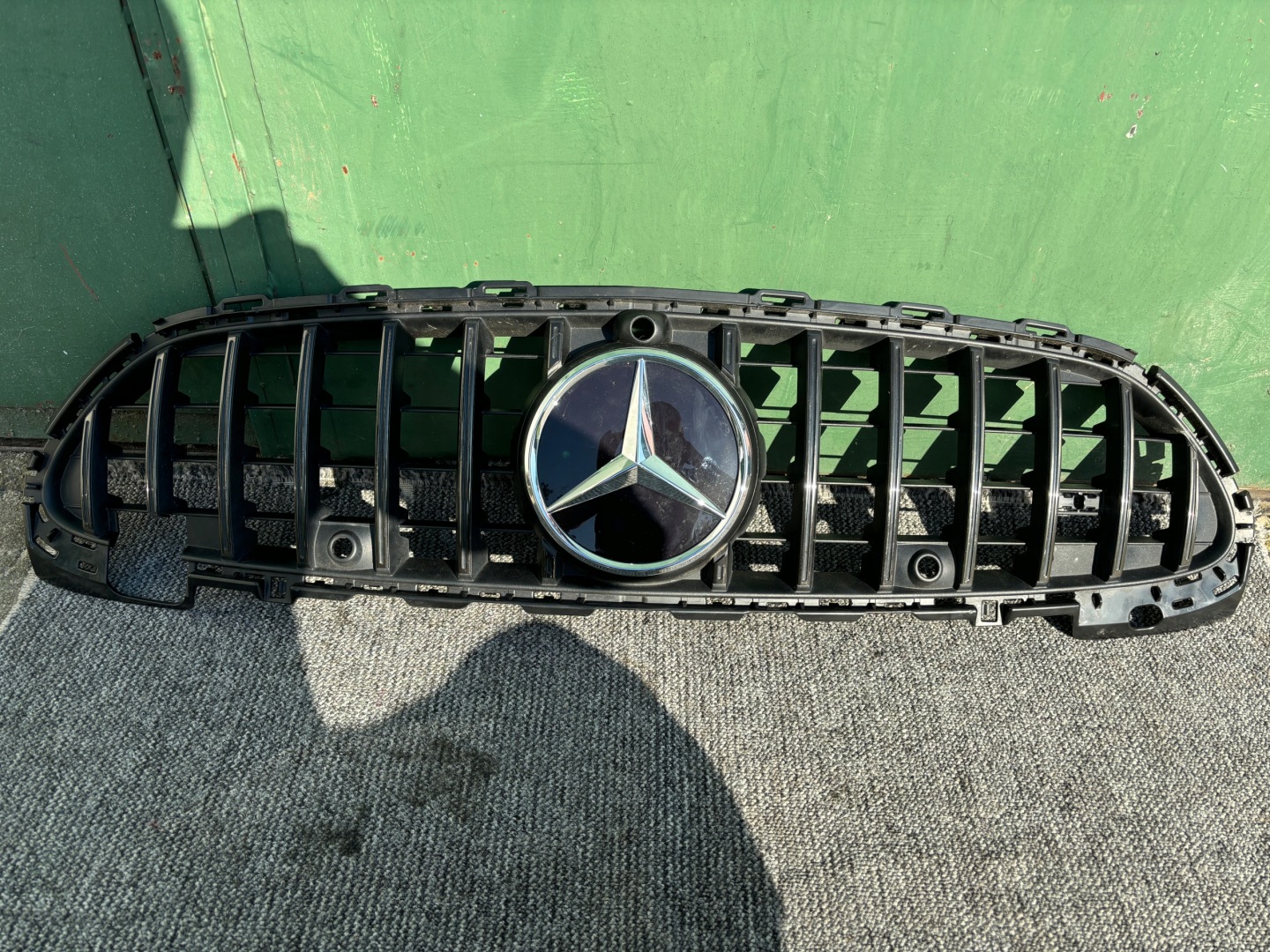 Mercedes-Benz C-Klasse W206 Kühlergrill FRONTGRILL Kühlergitter A2068883300 - Thumbnail 1