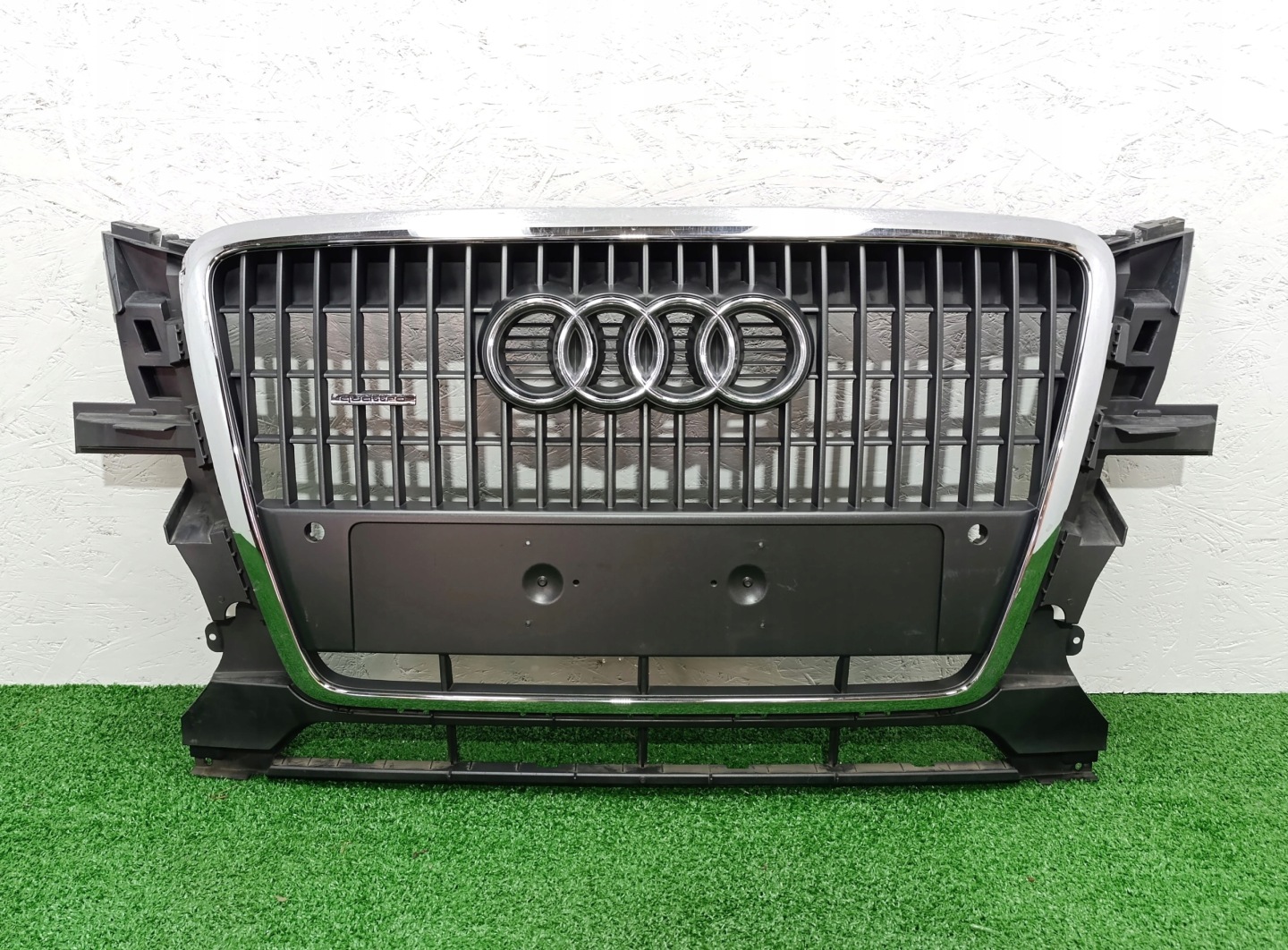 Audi Q5 Kühlergrill FRONTGRILL Kühlergitter 8R0853651K - Thumbnail 1