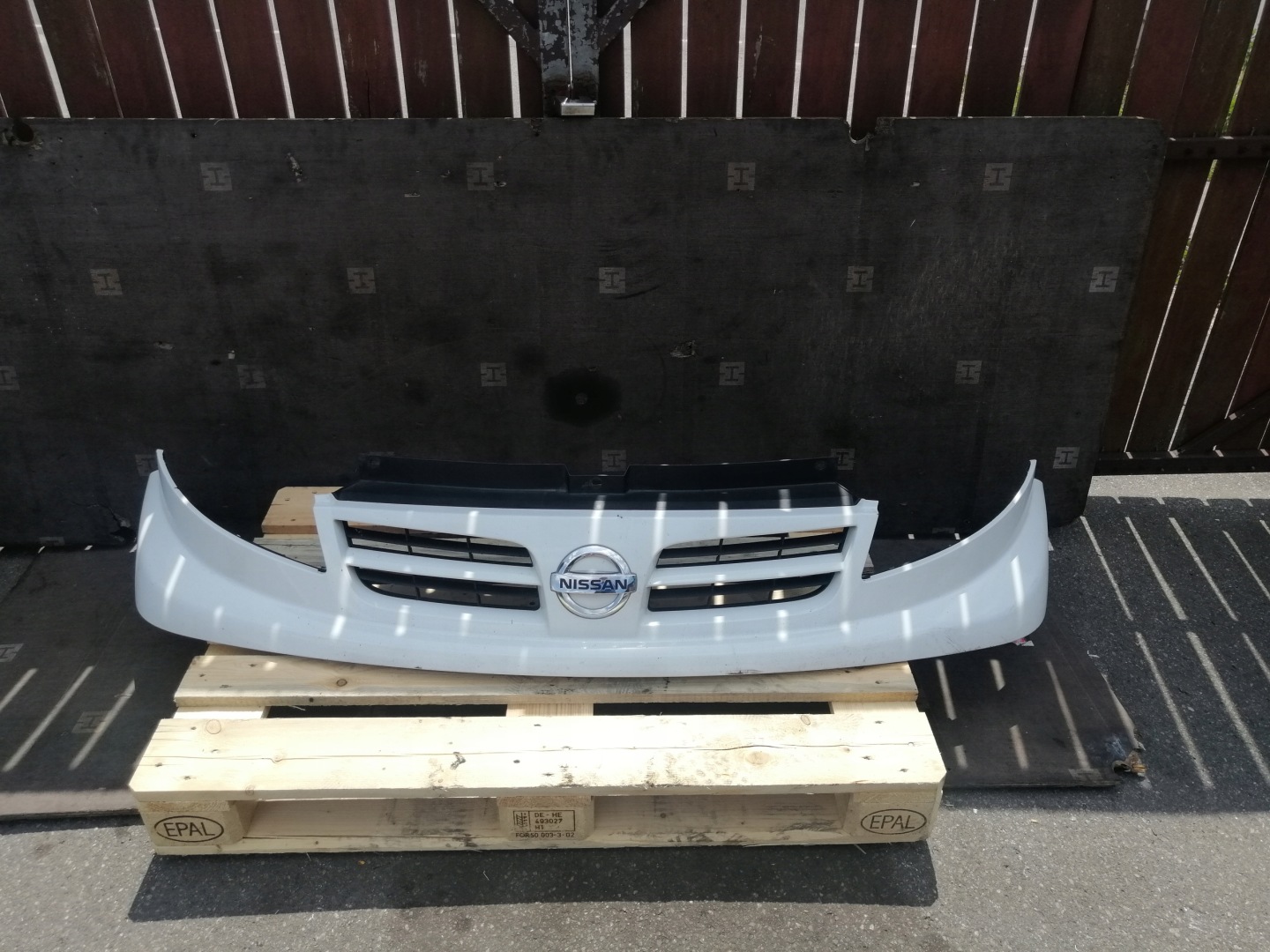 Nissan Primastar J4 Kühlergrill FRONTGRILL Kühlergitter PRIMASTAR - Thumbnail 1