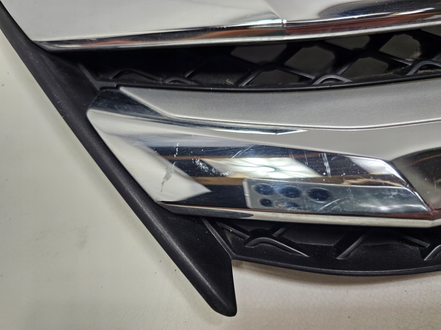 Mitsubishi Eclipse Cross GK0 Kühlergrill FRONTGRILL Kühlergitter 7450B048 - Thumbnail 10