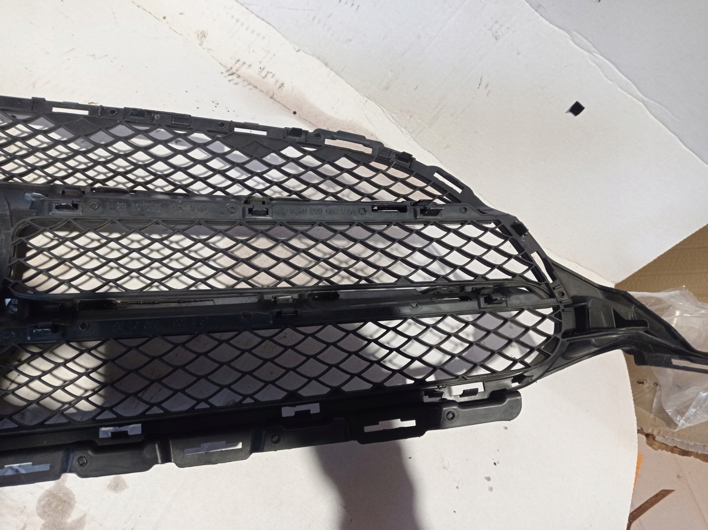 Mercedes-Benz C-Klasse W205 Kühlergrill FRONTGRILL Kühlergitter A2058800183 - Thumbnail 8