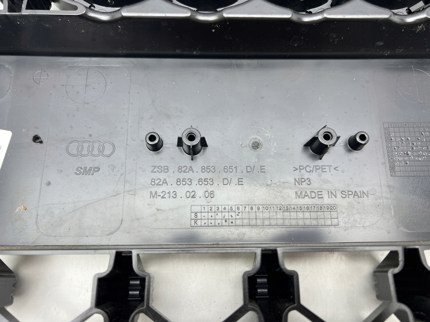 Audi A1 82A Kühlergrill FRONTGRILL Kühlergitter 82A853651DS - Thumbnail 7
